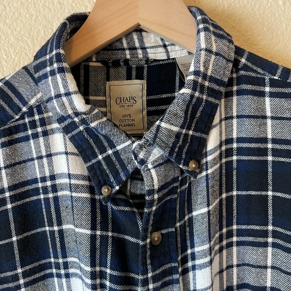 Chaps Men’s Long-Sleeve Button-Down Flannel Top; Size X-Large - Picture 4 of 13
